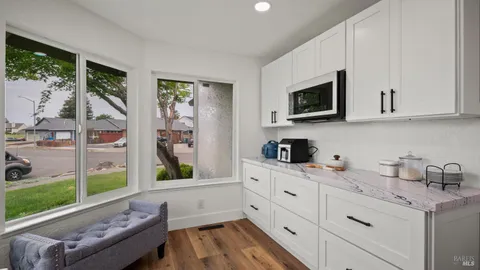 $699,000 | 640 Elsa Drive, Santa Rosa, CA 95407