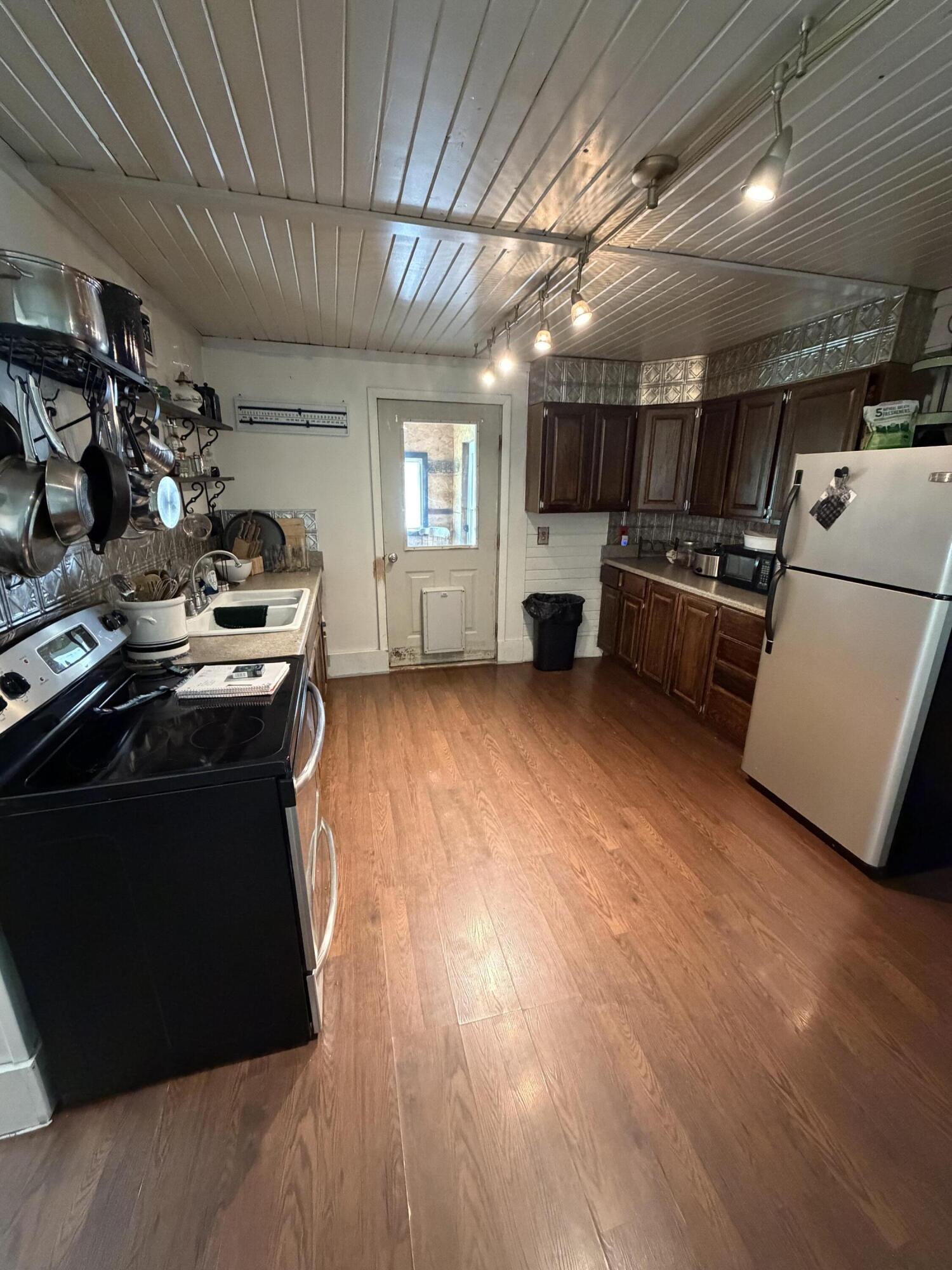 165 Knox Street Millinocket, ME 04462 - Photo 3 of 23 F85693C6-DDD9-4271-93BB-8C99D2297E89