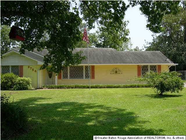 9754 Cal Road Baton Rouge, LA 70809 - Photo 1 of 14