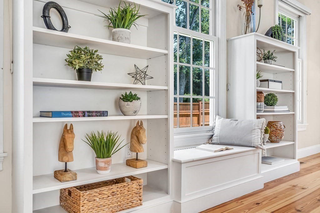 96 Pilgrim Road Concord, MA 01742 - Photo 10 of 24 a living room with furniture and a potted plant