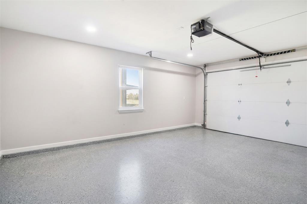 600 Private Road Brookston, TX 75421 - Photo 17 of 26 en empty room with windows and closet