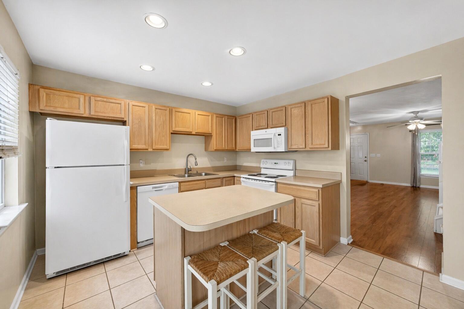 403 Tree Branch Circle Summerville, SC 29483 - Photo 7 of 23 digitally modified