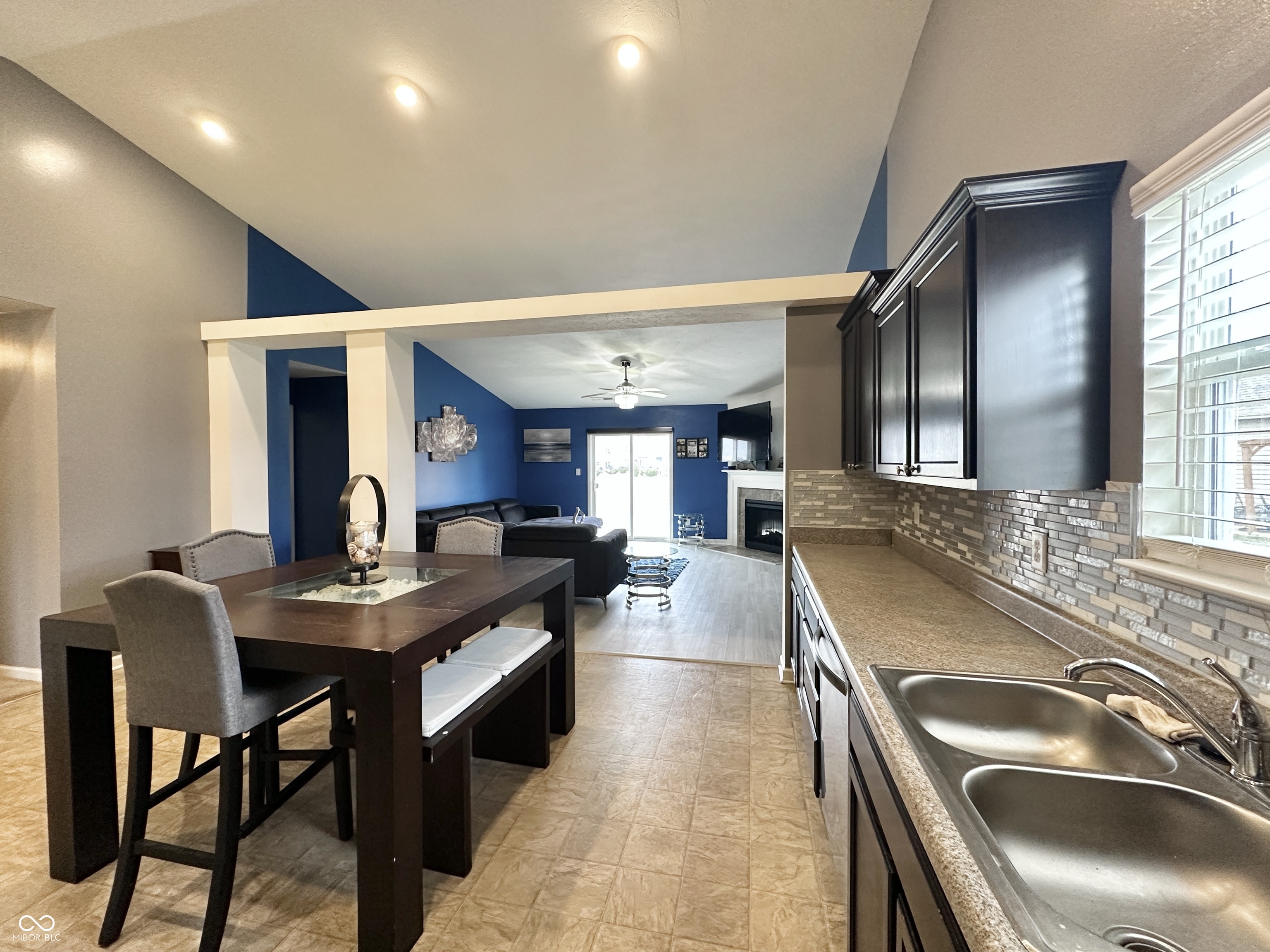 2698 Cabin Hill Road Indianapolis, IN 46229 - Photo 13 of 31