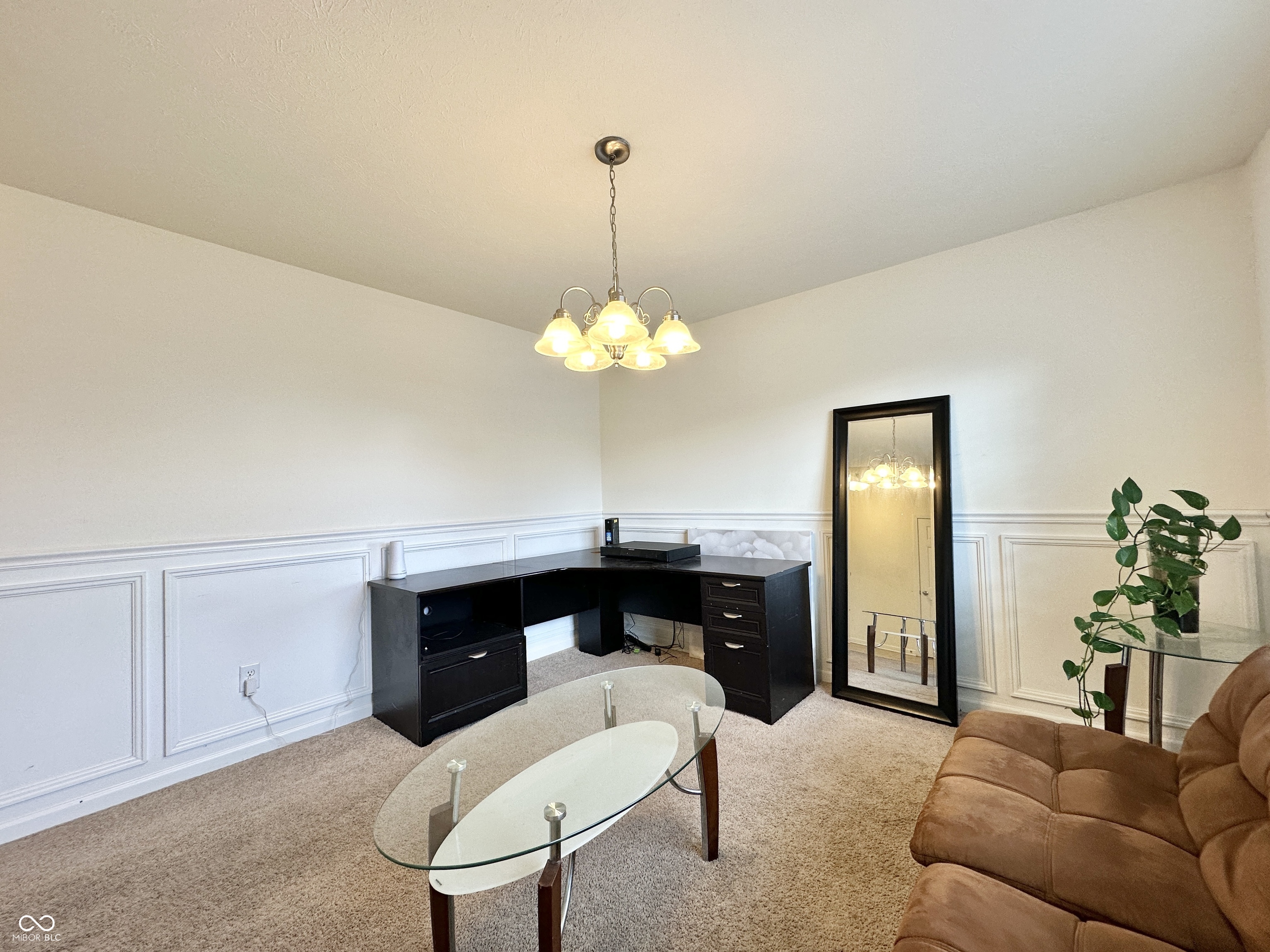 2698 Cabin Hill Road Indianapolis, IN 46229 - Photo 3 of 31