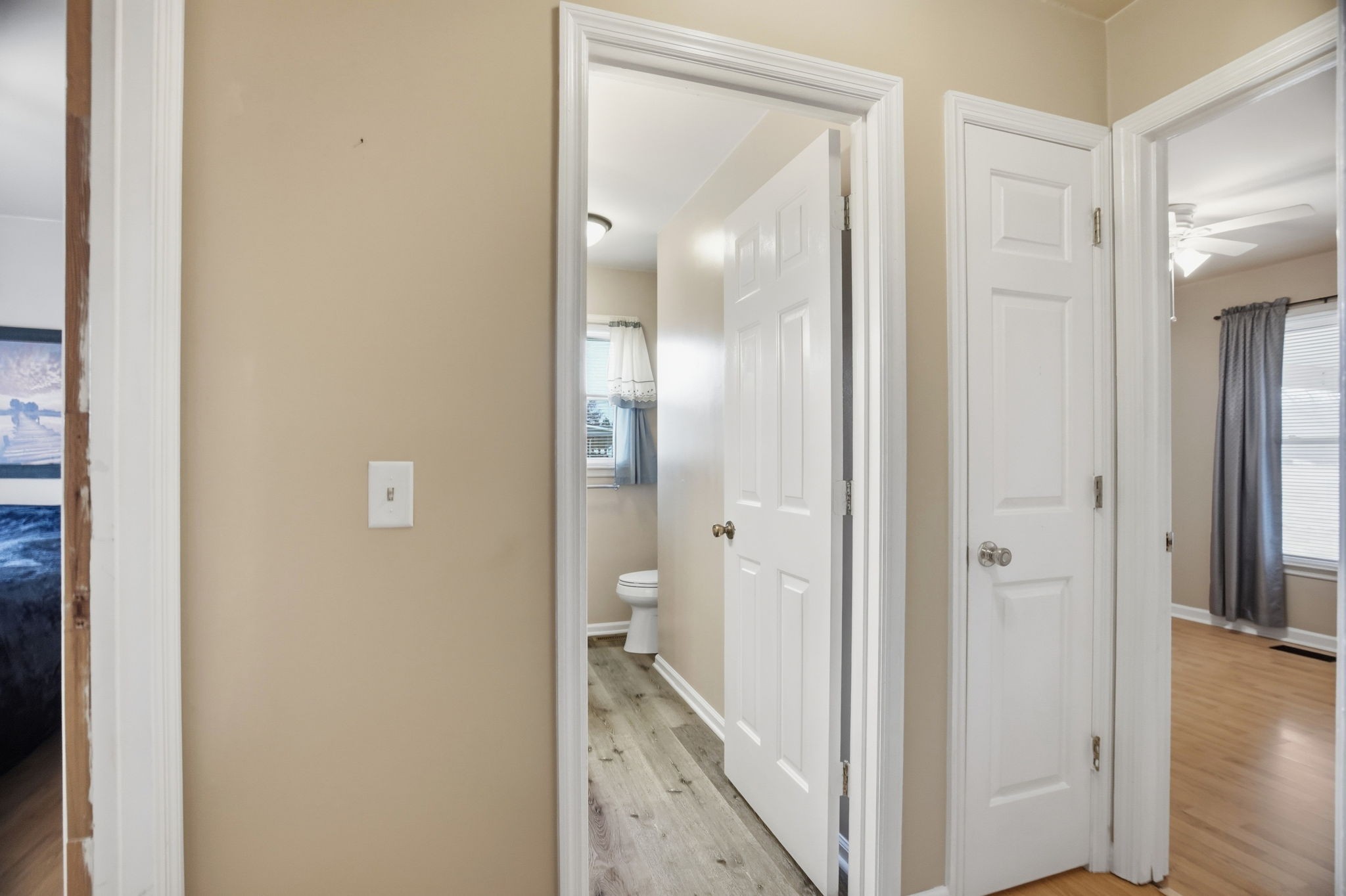 4971 Hyde Road Springfield, TN 37172 - Photo 20 of 45 a view of a bathroom from a hallway