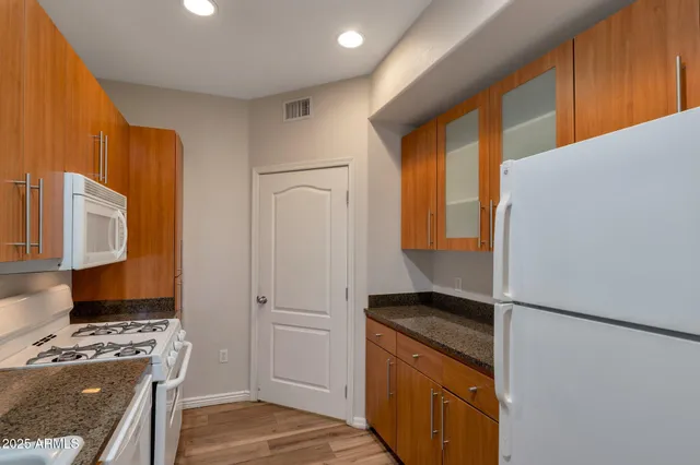 $1,595 | 6900 East Princess Drive, Unit 1193, Phoenix, AZ 85054