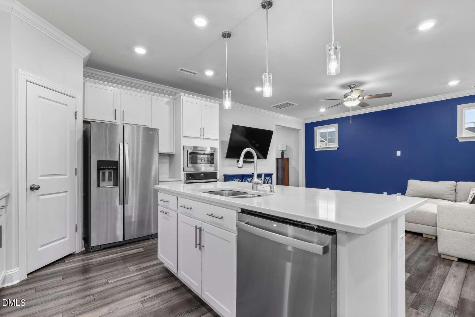 4701 Crescent Square Street Raleigh, NC 27616 - Photo 7 of 48 Baine.7