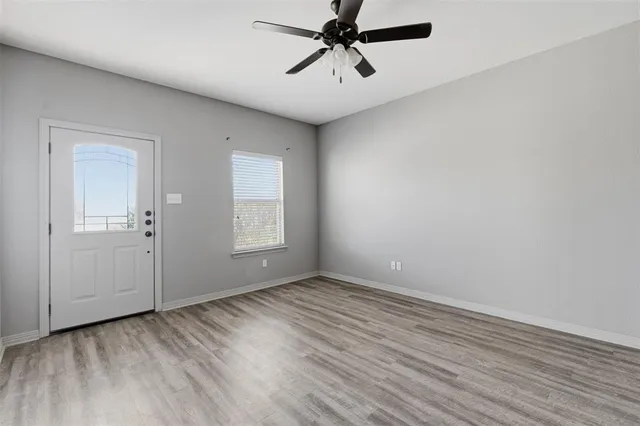 $1,300 | 101 Capps Street, Unit A, Rio Vista, TX 76093