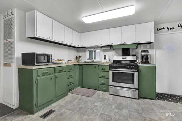 $97,900 | 132 South Young Lane, Eagle, ID 83616