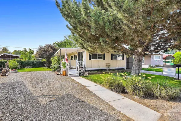 $97,900 | 132 South Young Lane, Eagle, ID 83616