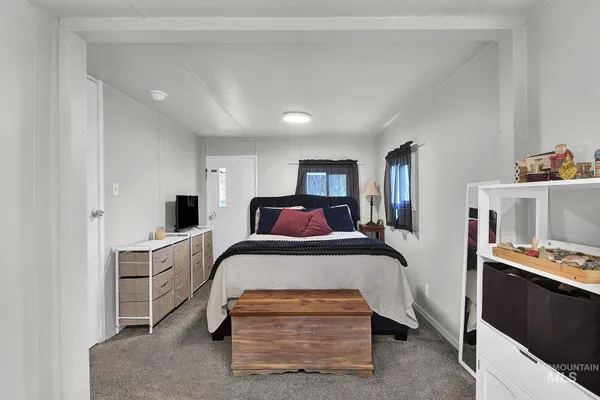 $97,900 | 132 South Young Lane, Eagle, ID 83616