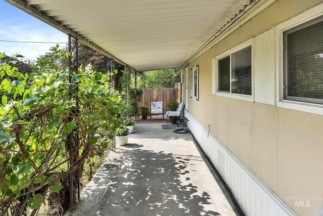 $97,900 | 132 South Young Lane, Eagle, ID 83616