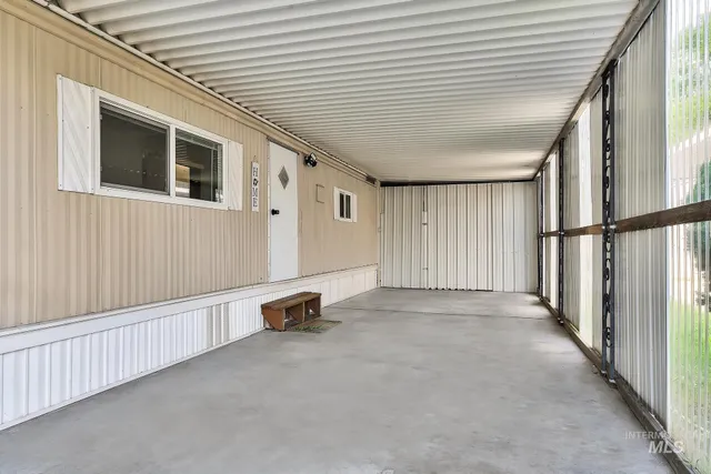 $97,900 | 132 South Young Lane, Eagle, ID 83616