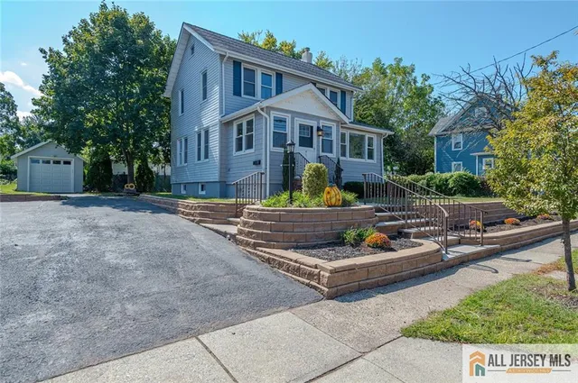 $500,000 | 415 Walnut Street, Dunellen, NJ 08812