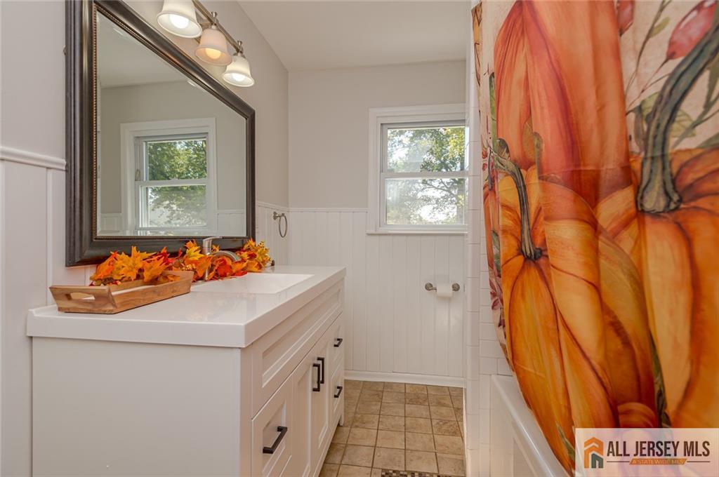 415 Walnut Street Dunellen, NJ 08812 - Photo 16 of 19