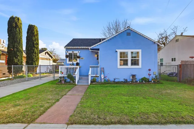 $340,000 | 4408 11th Avenue, Sacramento, CA 95820