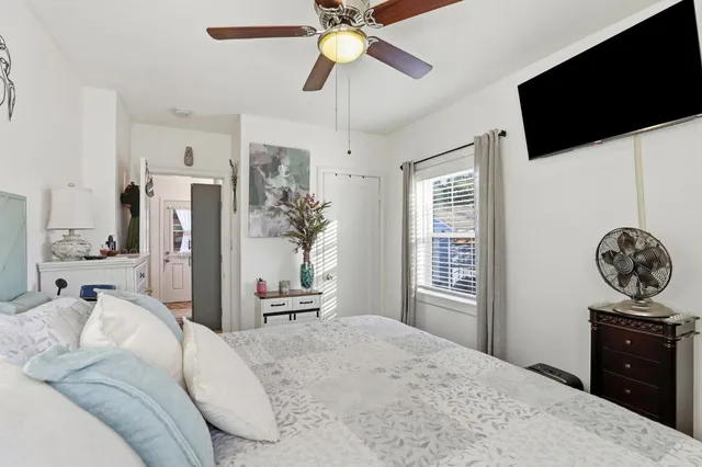 $340,000 | 4408 11th Avenue, Sacramento, CA 95820