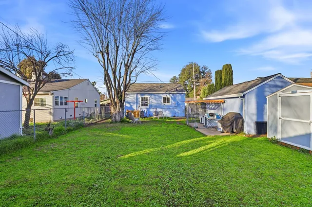 $340,000 | 4408 11th Avenue, Sacramento, CA 95820