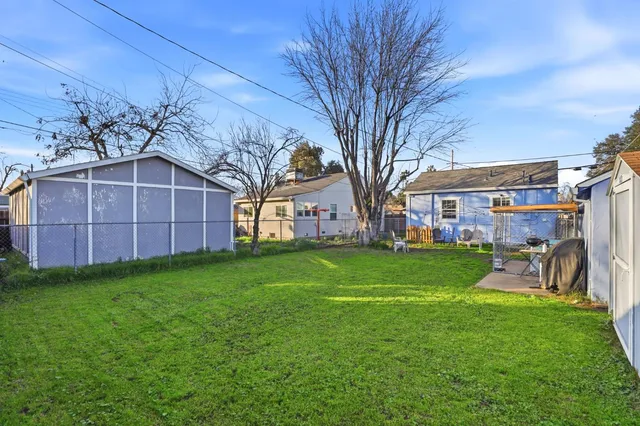 $340,000 | 4408 11th Avenue, Sacramento, CA 95820