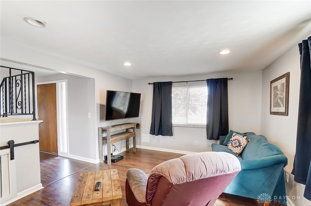 5576 Longford Road Dayton, OH 45424 - Photo 13 of 36