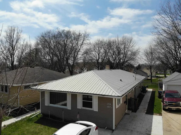 $254,900 | 744 Warsaw Street, Menasha, WI 54952