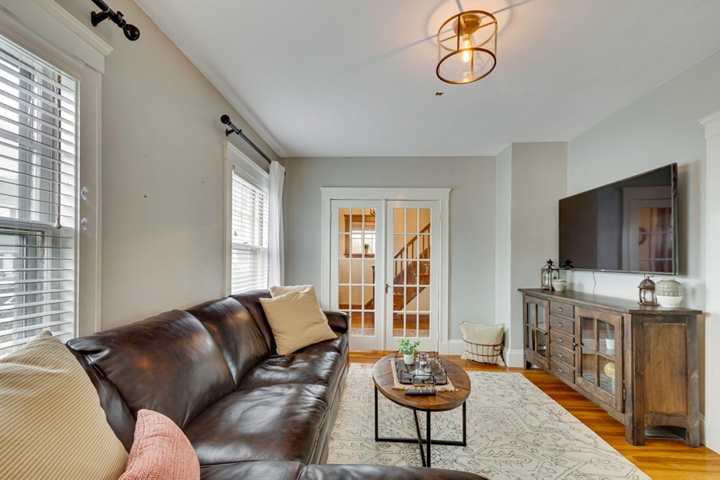 7 Lincoln Road Woburn, MA 01801 - Photo 13 of 33 Gallery Image 13