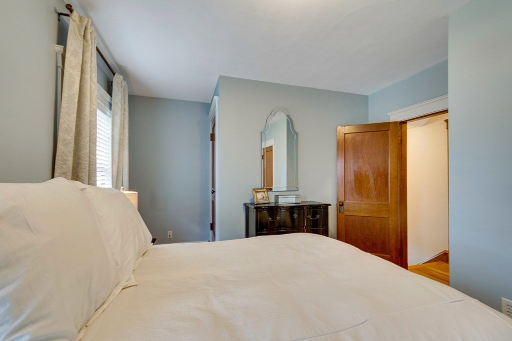 7 Lincoln Road Woburn, MA 01801 - Photo 22 of 33 Gallery Image 22