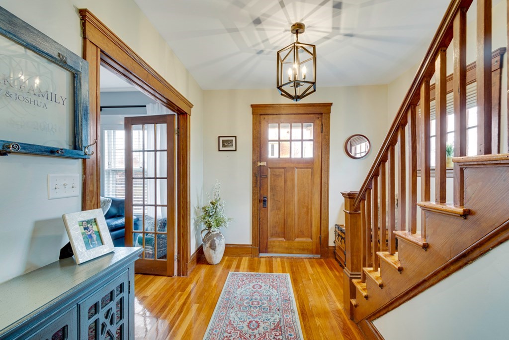 7 Lincoln Road Woburn, MA 01801 - Photo 8 of 33 Gallery Image 8