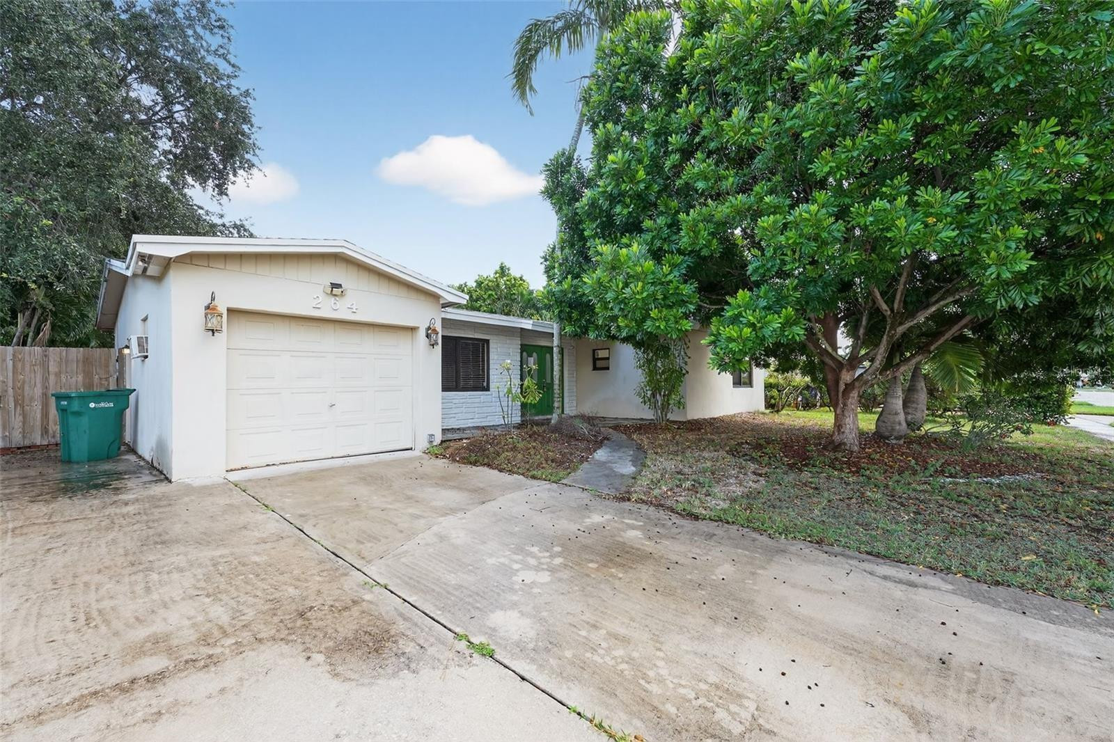 264 Northwest 79th Avenue Margate, FL 33063 - Photo 1 of 37 Photo 1