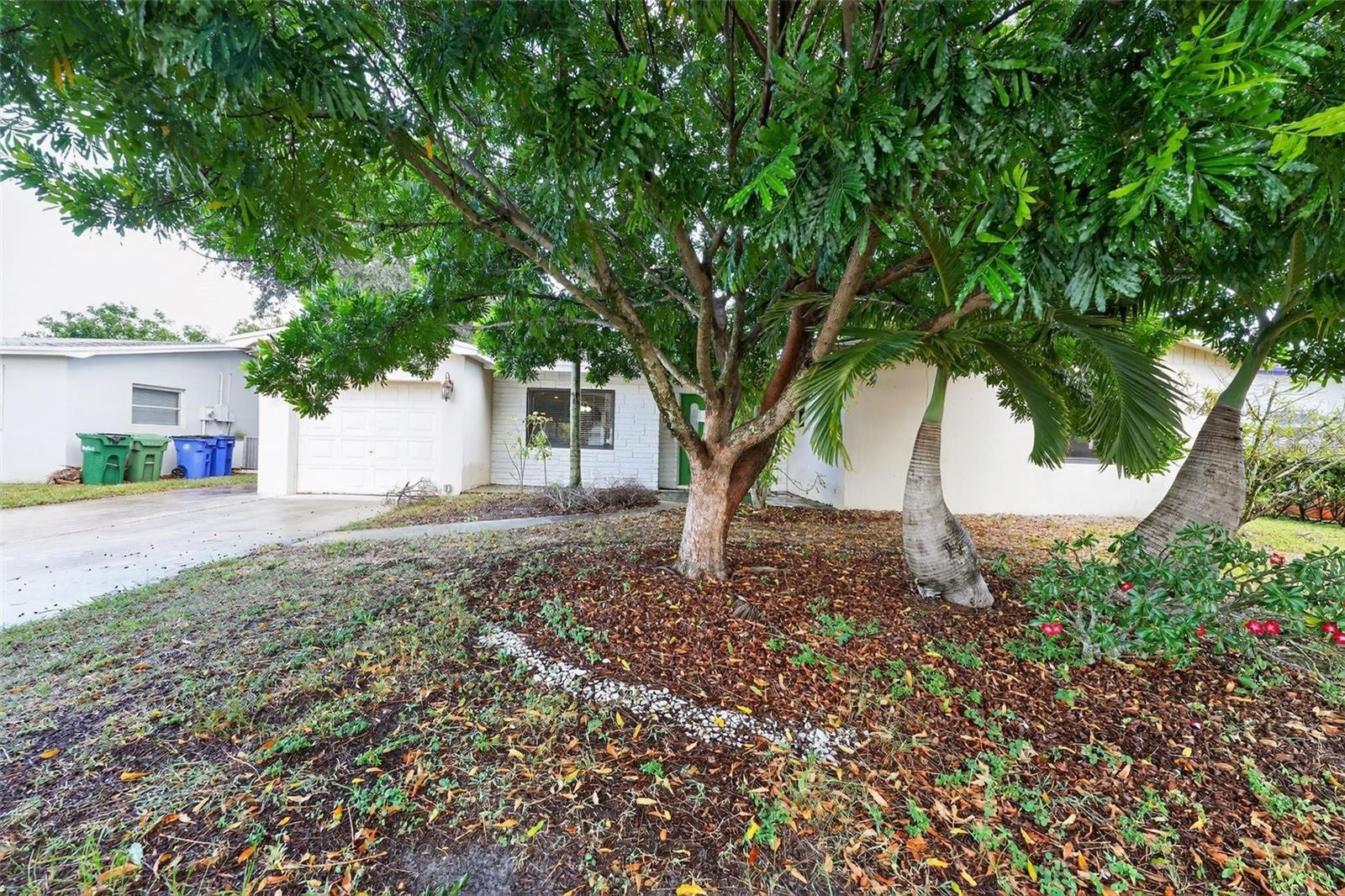 264 Northwest 79th Avenue Margate, FL 33063 - Photo 3 of 37 Photo 3