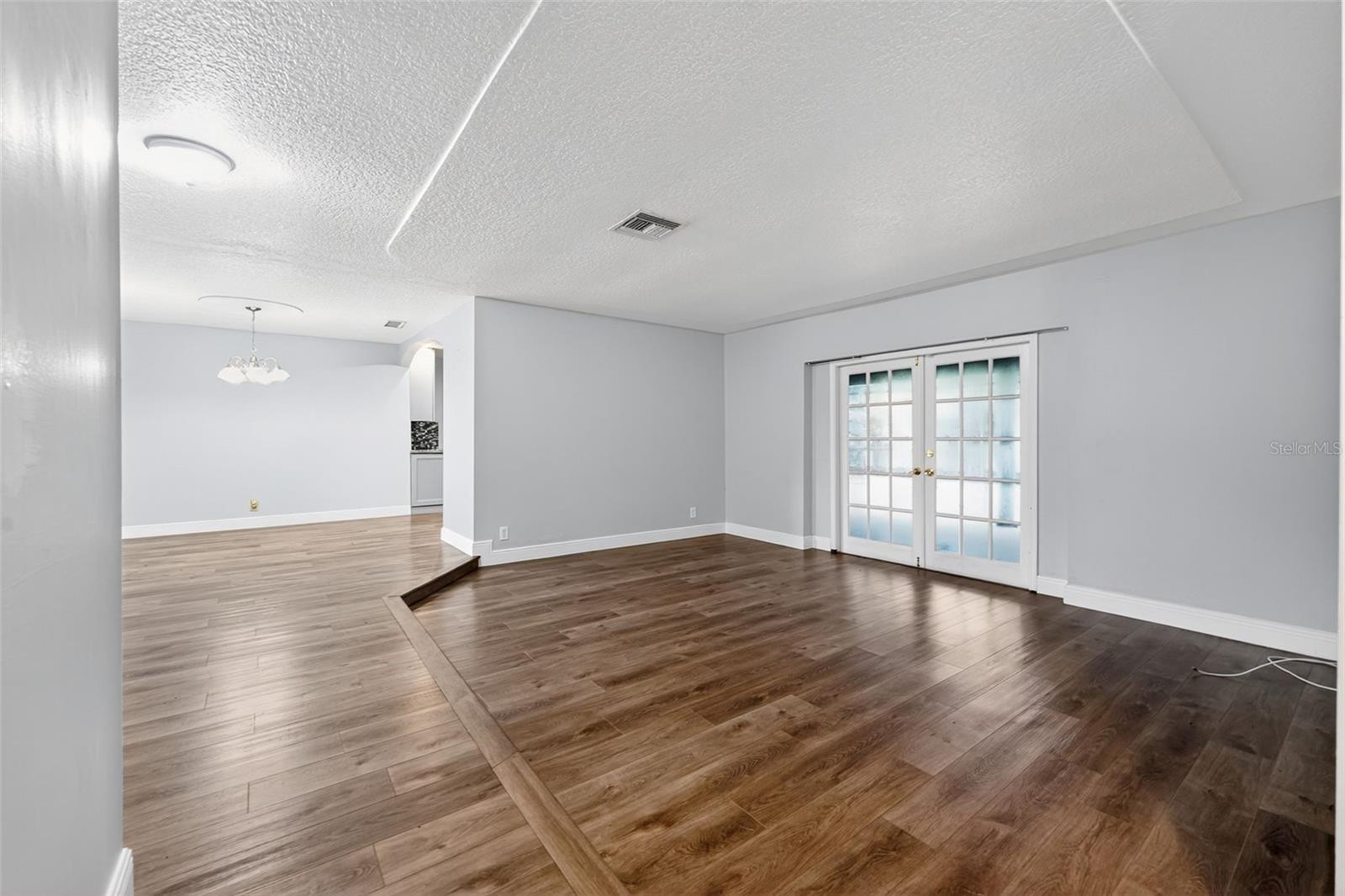264 Northwest 79th Avenue Margate, FL 33063 - Photo 9 of 37 Photo 9