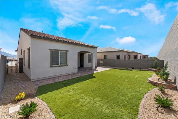 $2,200 | 10261 Cosmic Latte Court, Las Vegas, NV 89143