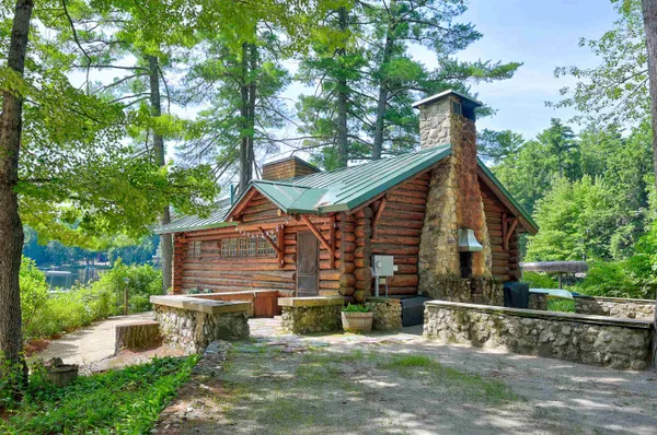 $1,850 | 50 Morrill Lane, Conway, NH 03813