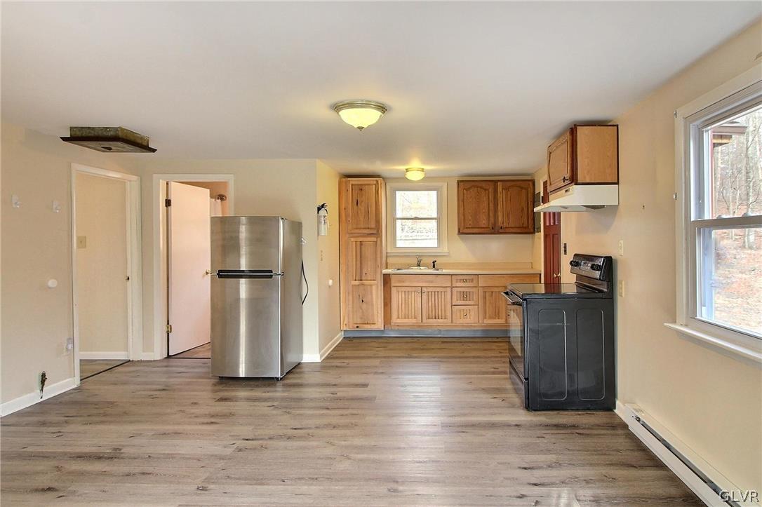 1359 Main Road East Stroudsburg, PA 18302 - Photo 4 of 17 Gallery Image 4
