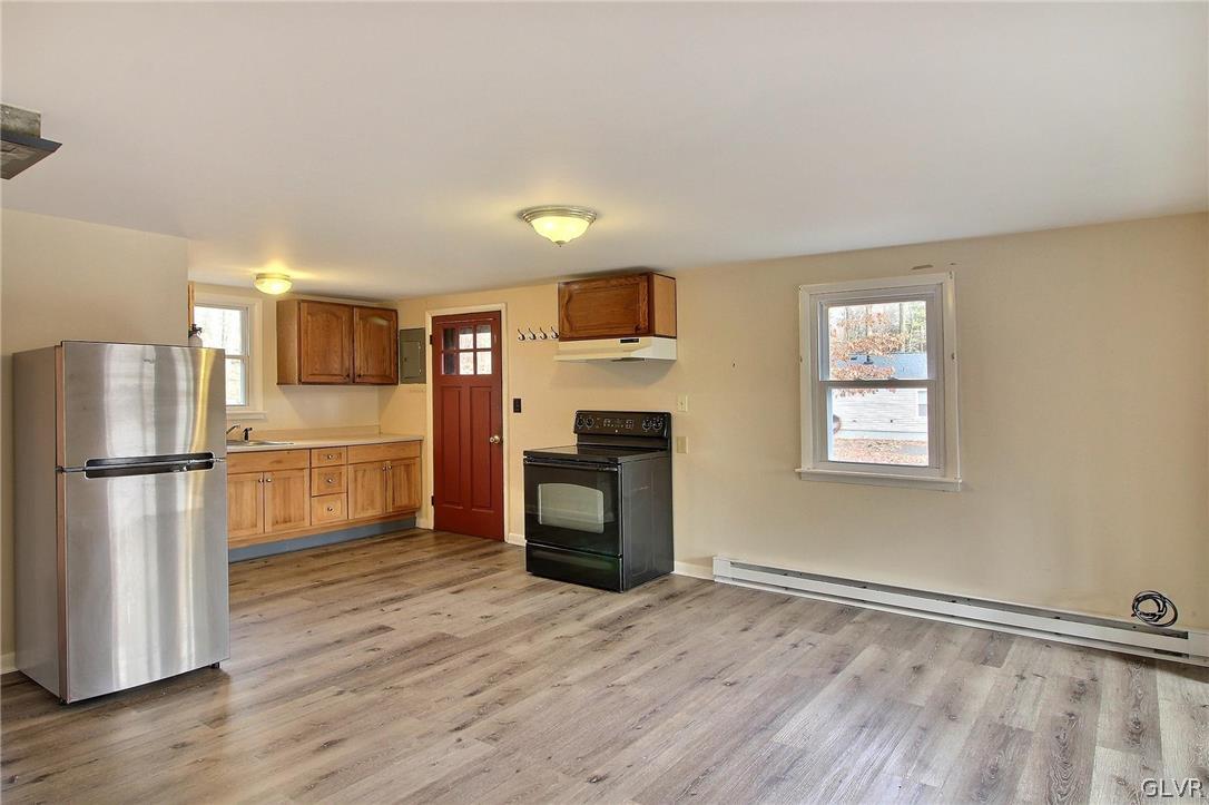 1359 Main Road East Stroudsburg, PA 18302 - Photo 5 of 17 Gallery Image 5