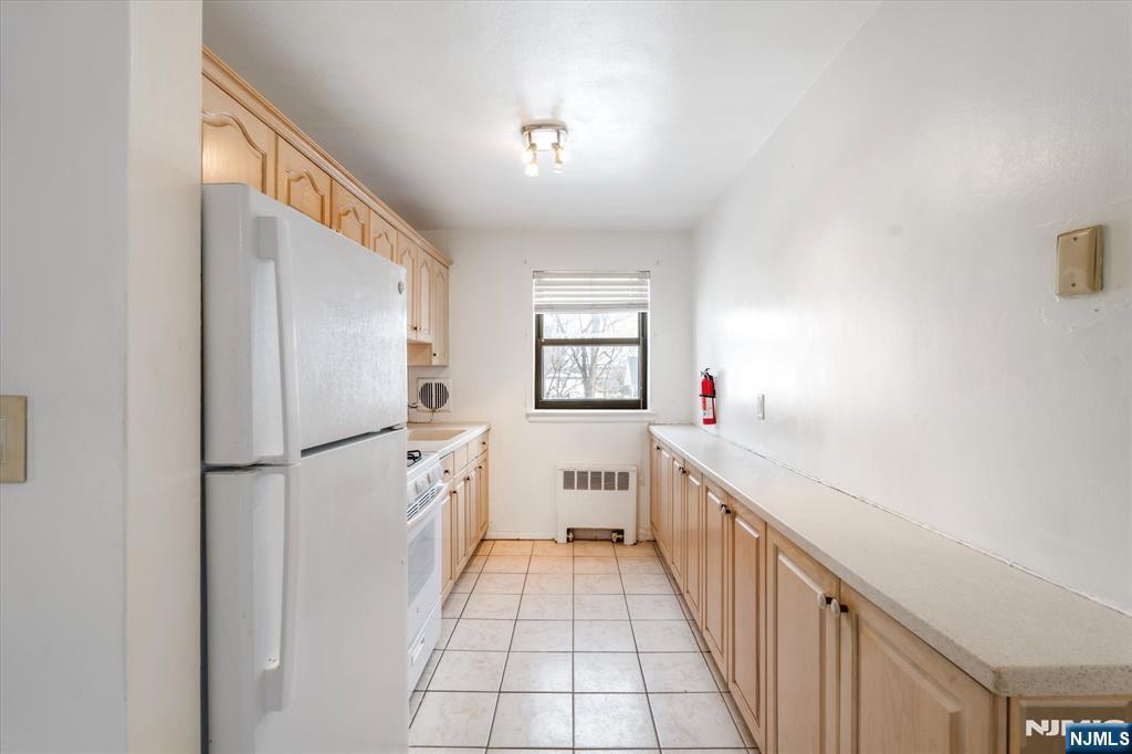 130 Orient Way, Unit 4H Rutherford, NJ 07070 - Photo 10 of 21