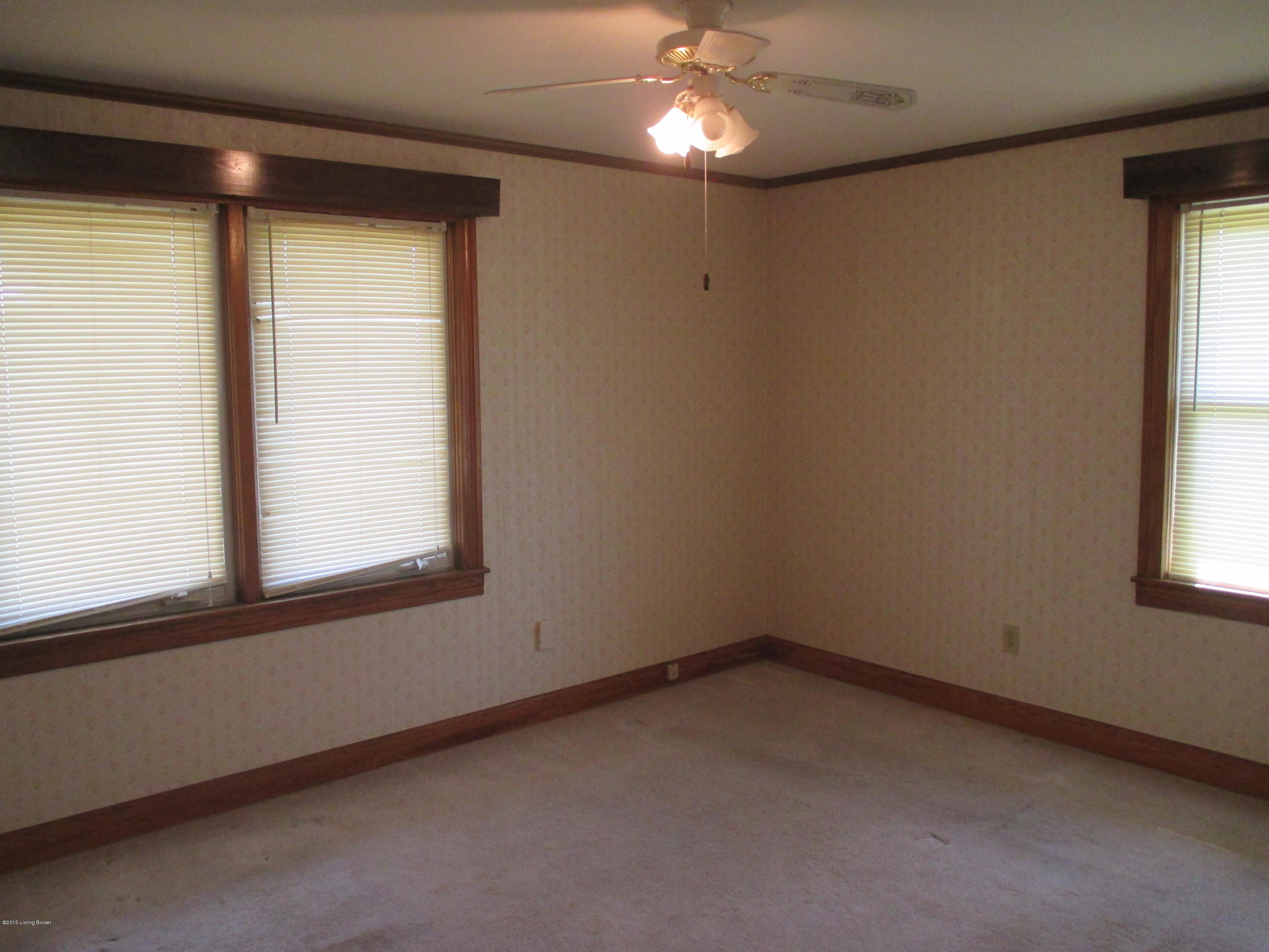 1881 South Wilson Road Radcliff, KY 40160 - Photo 8 of 18 010