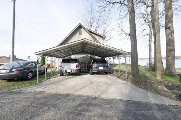 $529,900 | 7258 South Crooked Lake Drive, Delton, MI 49046
