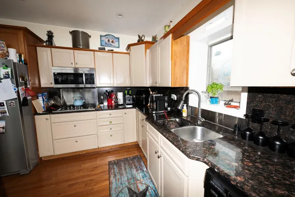 $529,900 | 7258 South Crooked Lake Drive, Delton, MI 49046