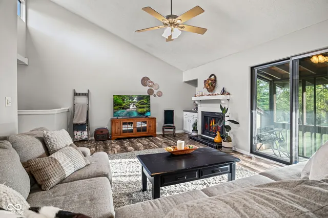 $224,900 | 640 Blossom Drive, Avon, IN 46123