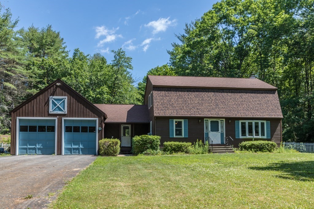 39 Brooks Road Winchendon, MA 01475 - Photo 1 of 21 Gallery Image 1