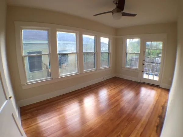 $2,850 | 2904 West Avenue, Austin, TX 78705