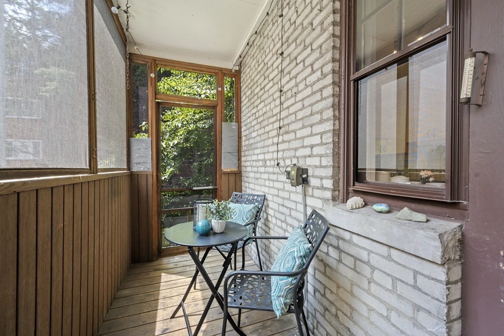 10 Lanark Road, Unit 1 Brookline, MA 02445 - Photo 11 of 18 Gallery Image 11