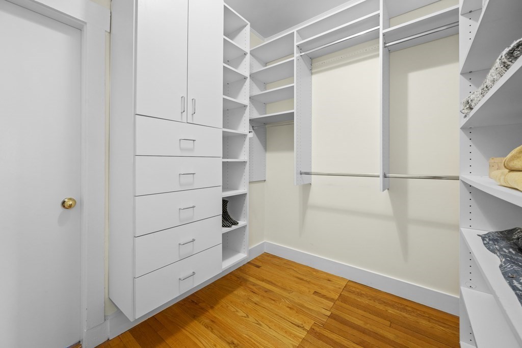 10 Lanark Road, Unit 1 Brookline, MA 02445 - Photo 14 of 18 Gallery Image 14