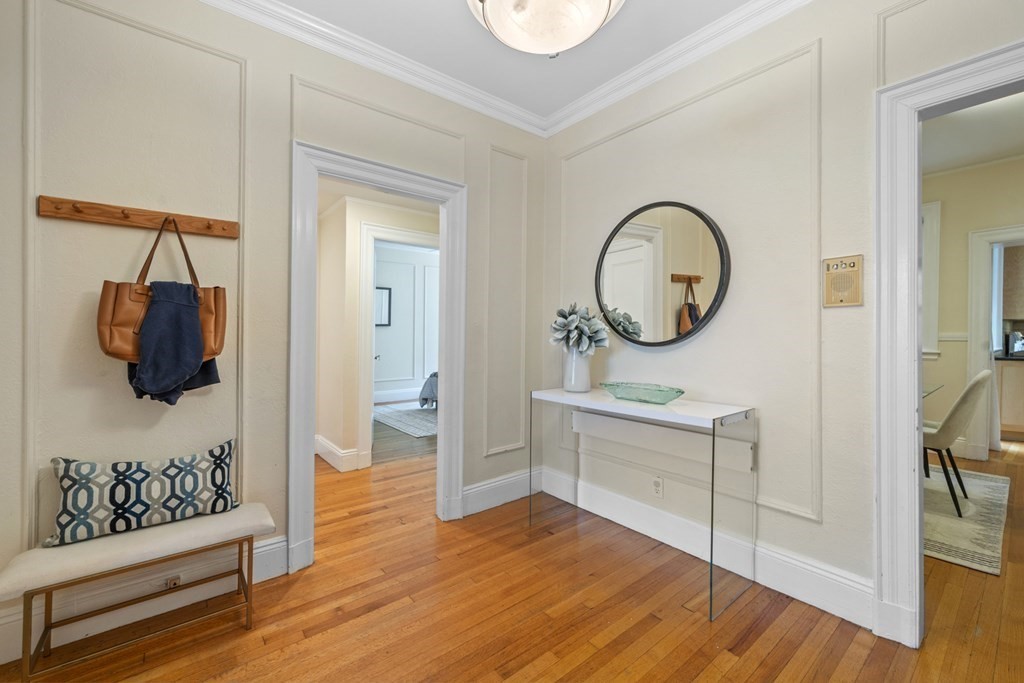 10 Lanark Road, Unit 1 Brookline, MA 02445 - Photo 4 of 18 Gallery Image 4