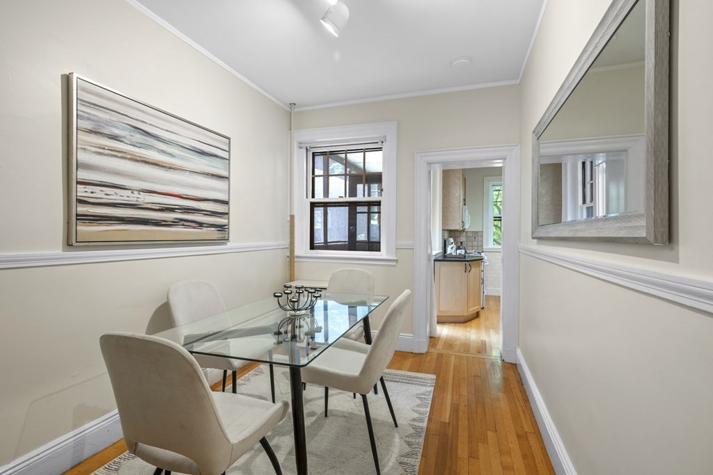 10 Lanark Road, Unit 1 Brookline, MA 02445 - Photo 8 of 18 Gallery Image 8