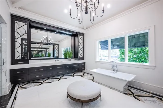 $11,750,000 | 185 Cajeput Drive, Naples, FL 34108