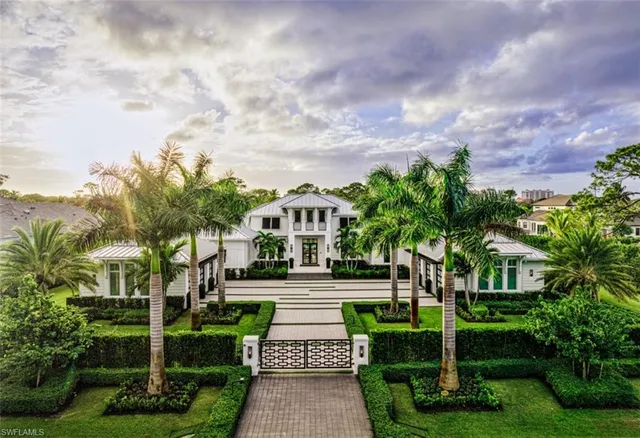 $11,750,000 | 185 Cajeput Drive, Naples, FL 34108