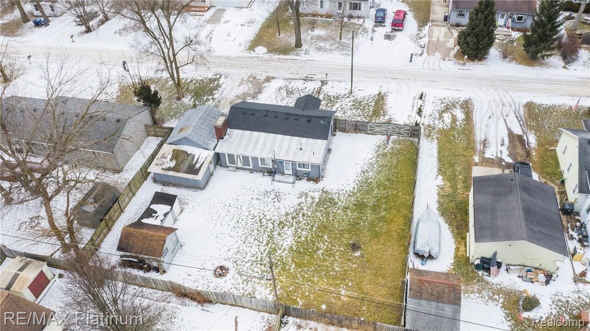 9062 Forest Road Whitmore Lake, MI 48189 - Photo 30 of 37 DJI_0550.jpg