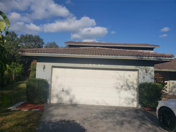 $965,000 | 19421 Northwest 18th Court, Miami Gardens, FL 33056